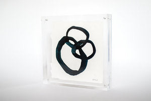 Lucite Lovely 112