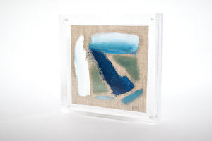 Lucite Lovely 28