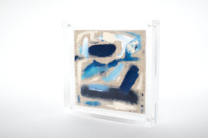 Lucite Lovely 24