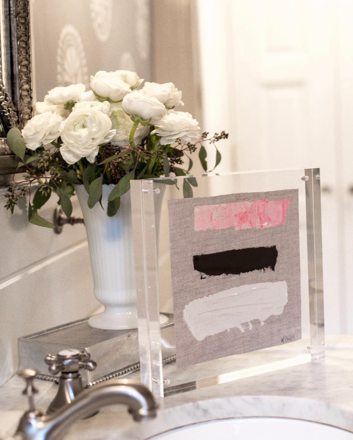 Lucite Lovely 42