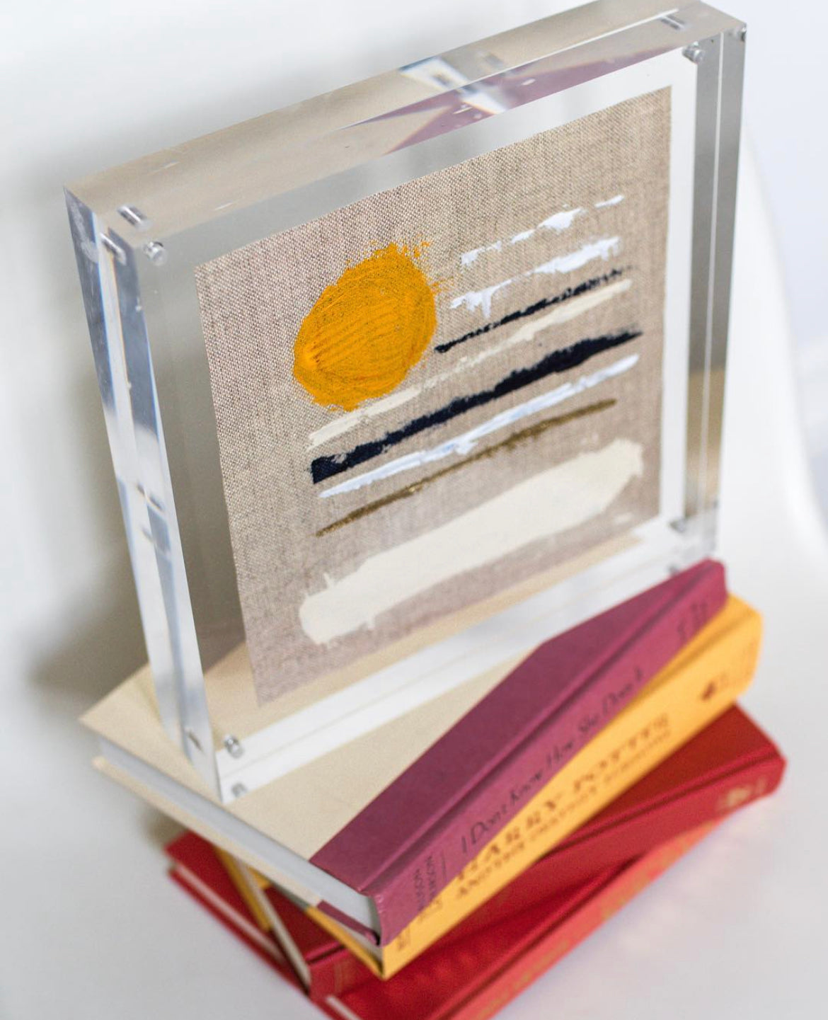 Lucite Lovely 103