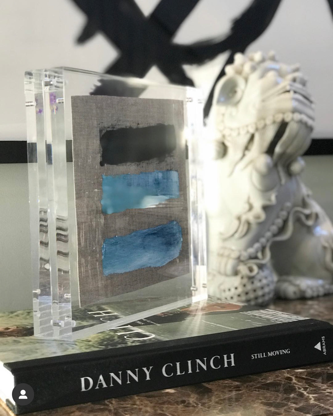 Lucite Lovely 29