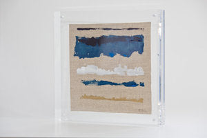 Lucite Lovely 16