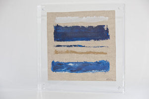 Lucite Lovely 17