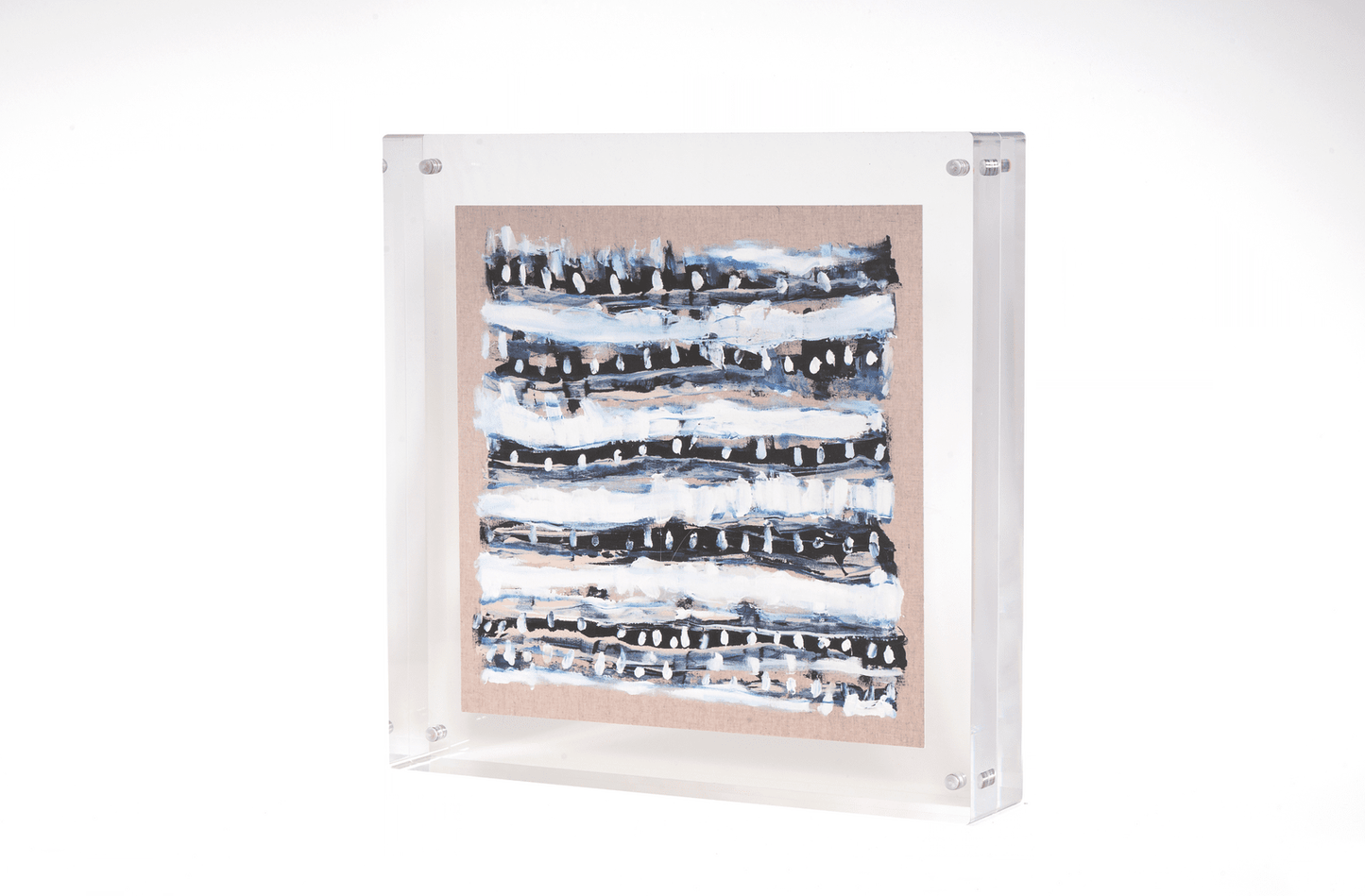 Lucite Lovely 127 Moderne 7